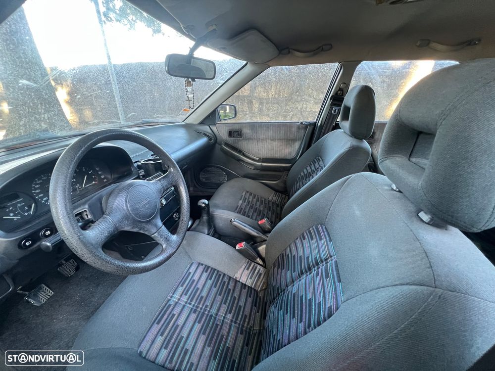 Mazda 323 F 1.6 GLX - 9