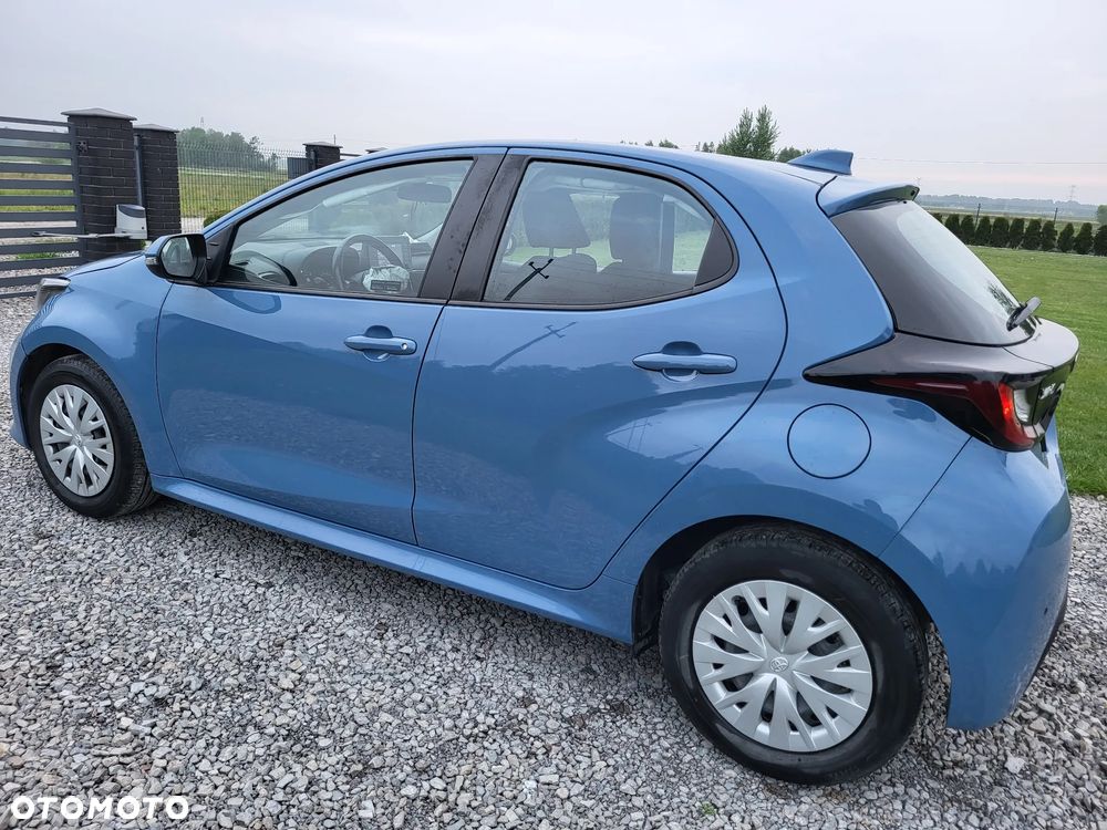 Toyota Yaris 1.5 Comfort - 30