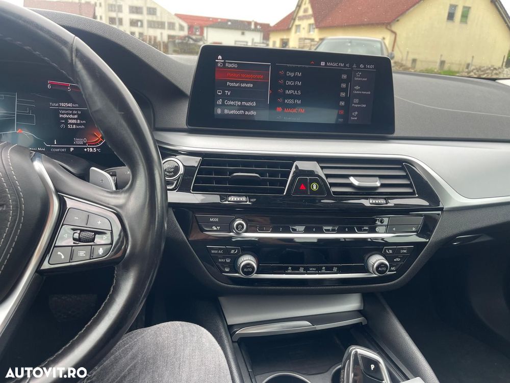 BMW Seria 5 530d AT - 6