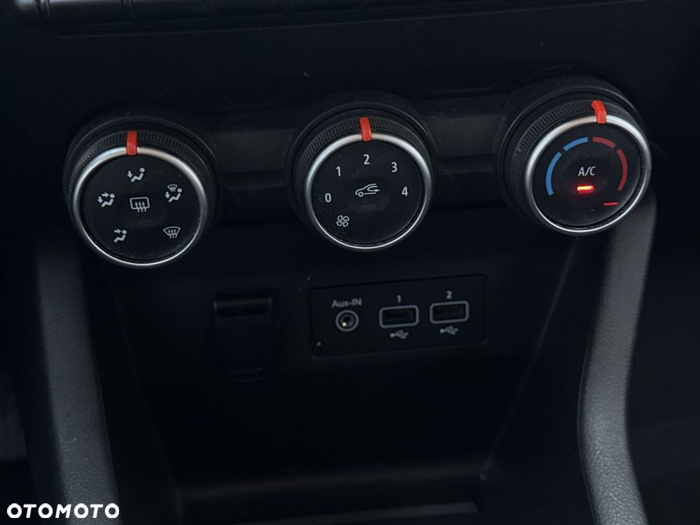 Renault Clio - 17