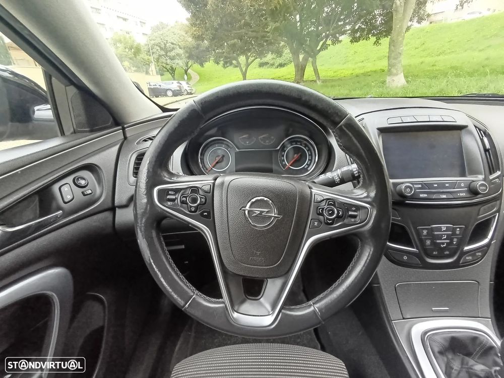 Opel Insignia Sports Tourer 2.0 CDTi Cosmo S/S J17 - 22