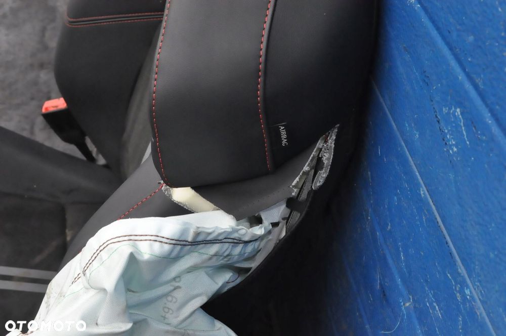 FIESTA MK8 ST PERFORMANCE FOTELE PRZÓD - 14