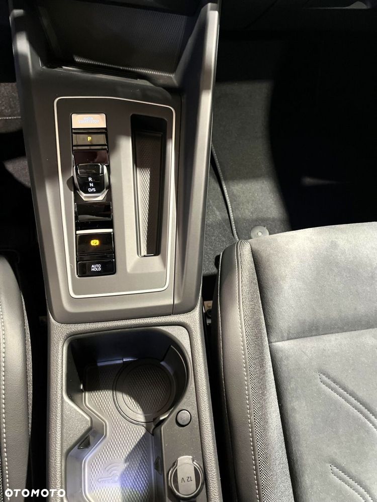 Volkswagen Golf Variant - 17