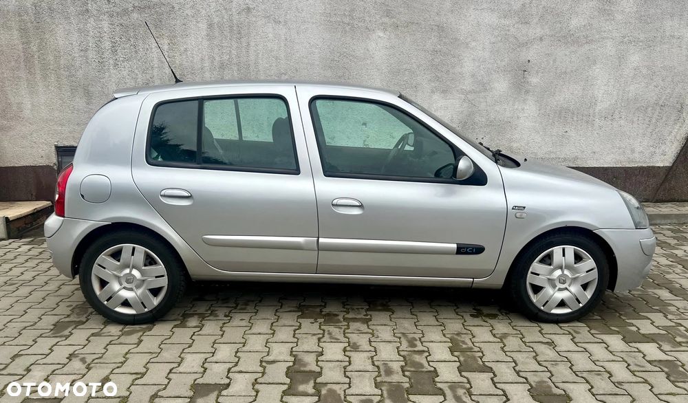 Renault Clio 1.5 dCi Dynamique - 2