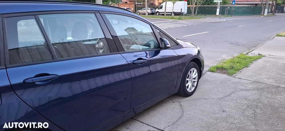 BMW Seria 2 216d - 4