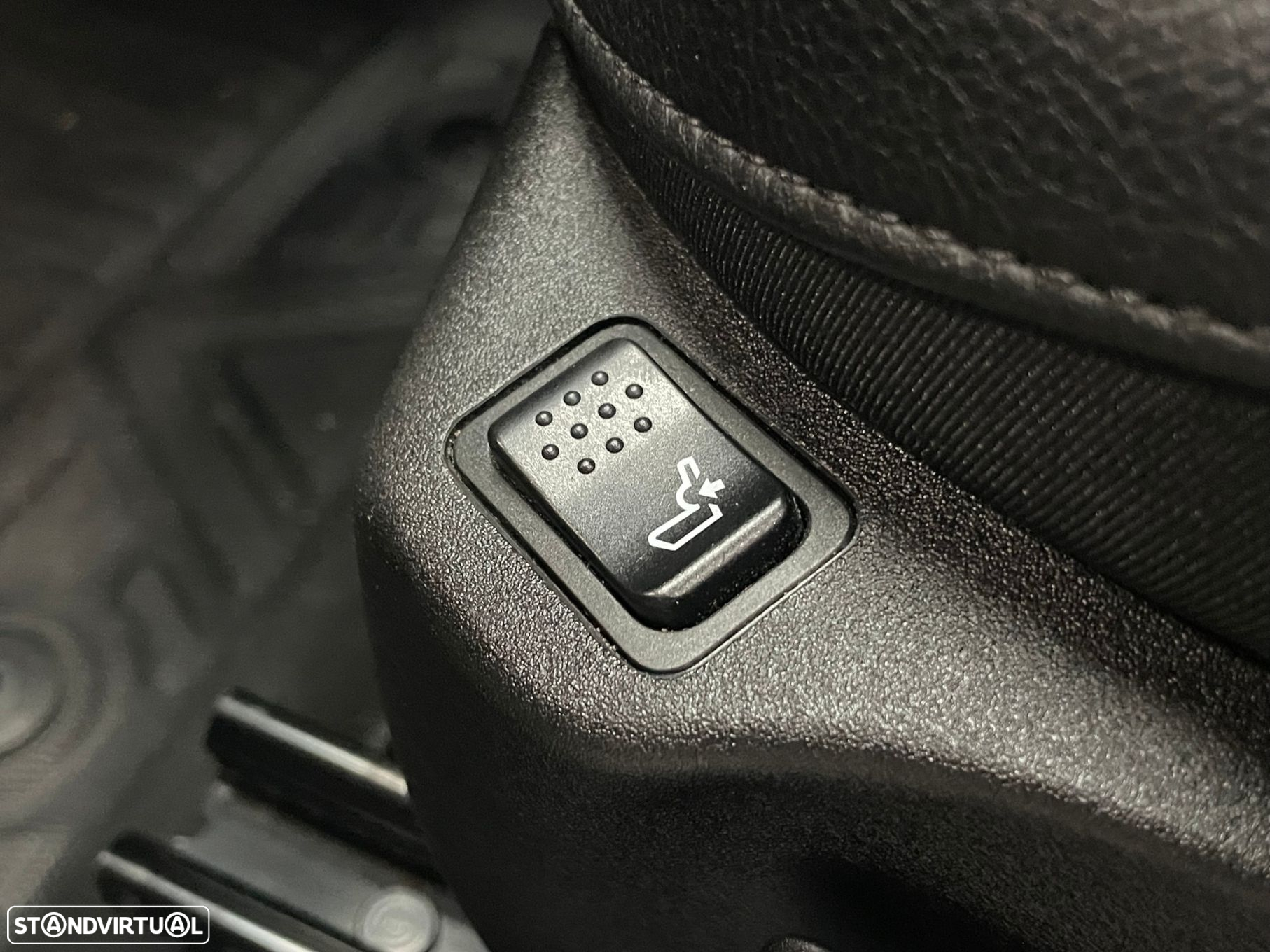 Jeep Compass - 27