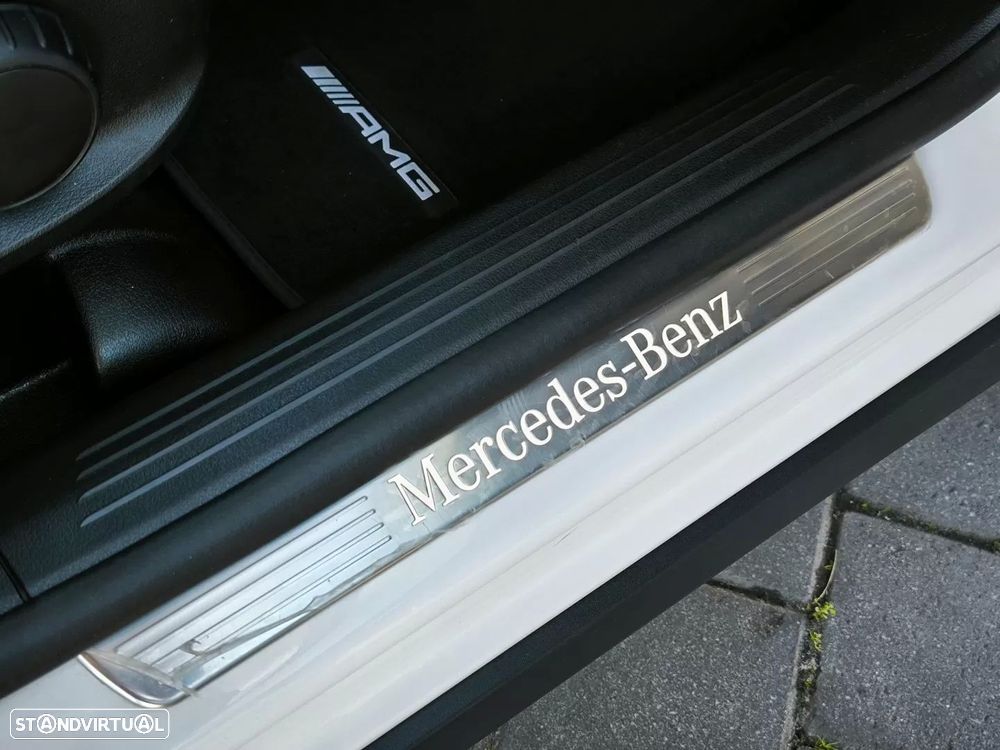 Mercedes-Benz GLA 250 e AMG Line - 52