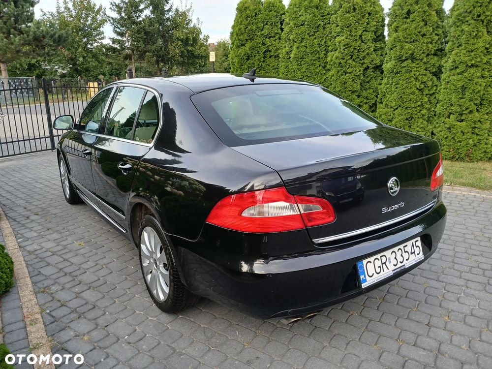 Skoda Superb 2.0 TDI Exclusive - 21