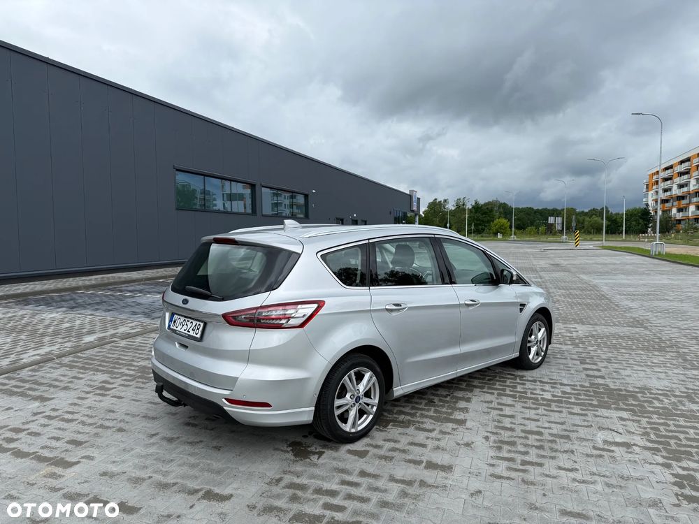 Ford S-Max - 15