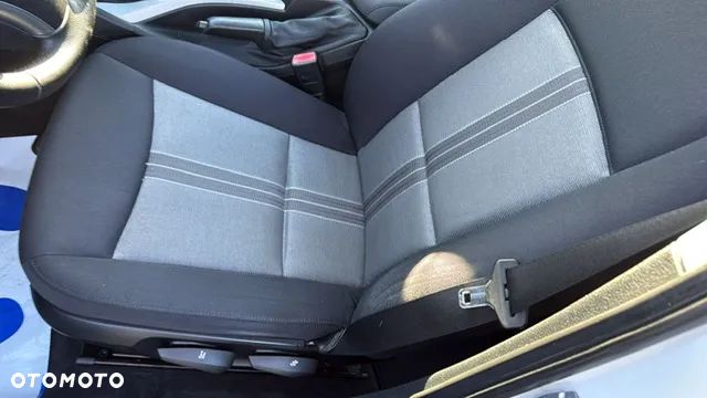 BMW X1 xDrive18d Sport Line - 35