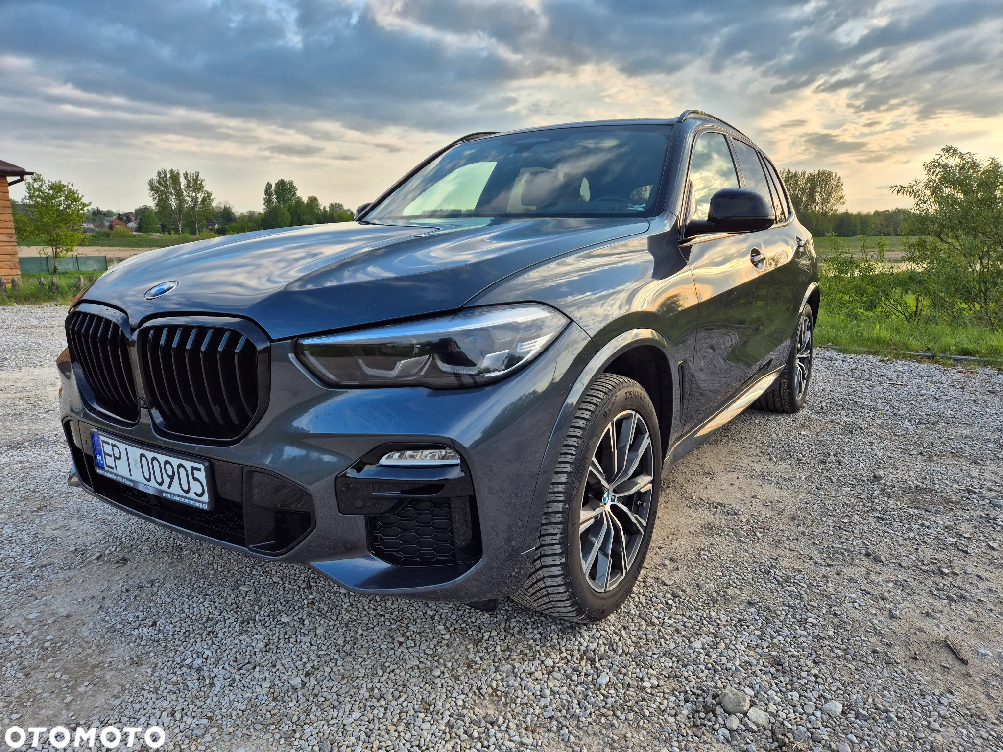 BMW X5 M M50i - 2