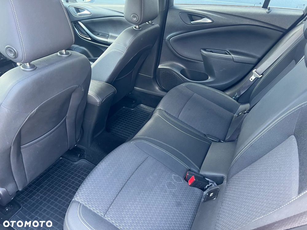 Opel Astra V 1.4 T Elite - 19
