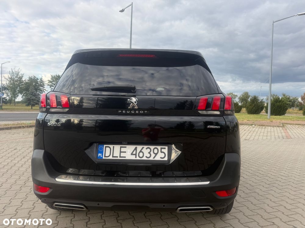 Peugeot 5008 - 10