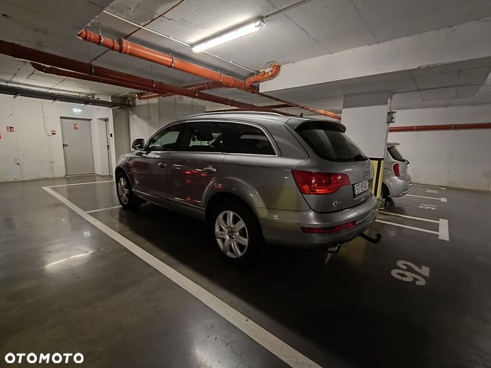 Audi Q7 - 4