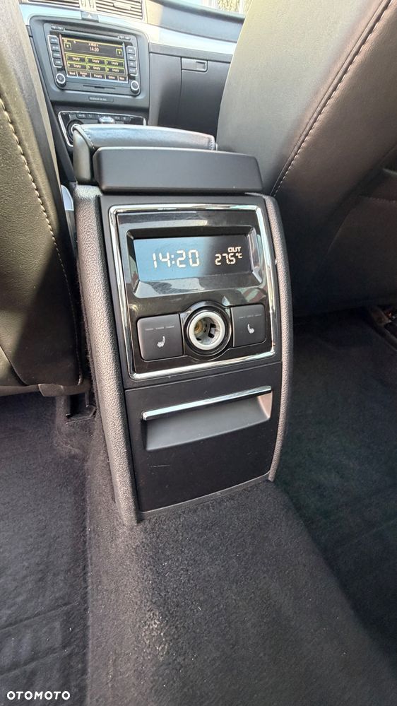 Skoda Superb 2.0 TDI 4x4 Elegance DSG - 27