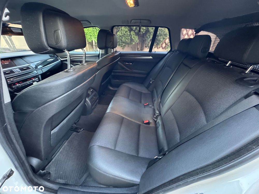 BMW Seria 5 520d Blue Performance - 13