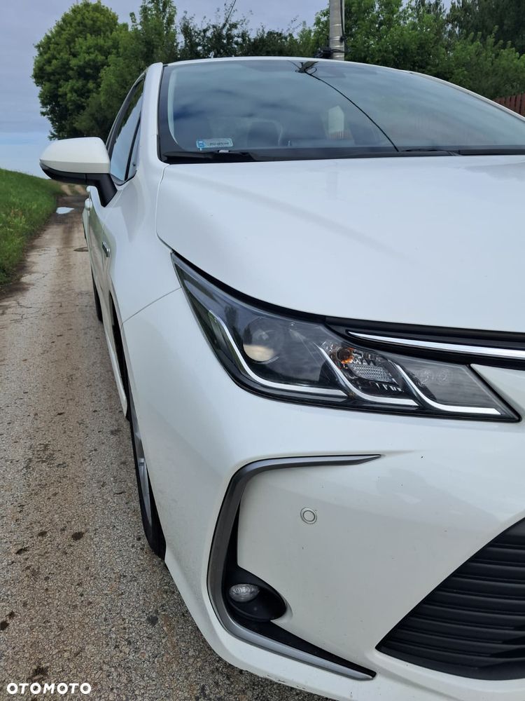 Toyota Corolla 1.8 Hybrid Comfort - 4