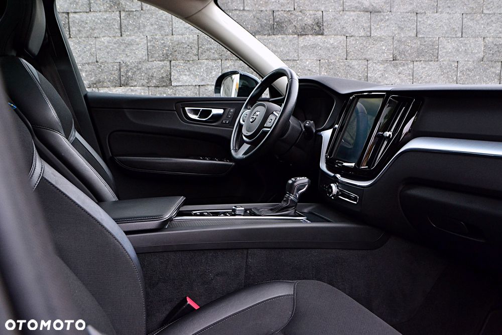 Volvo XC 60 T5 Geartronic Momentum - 15