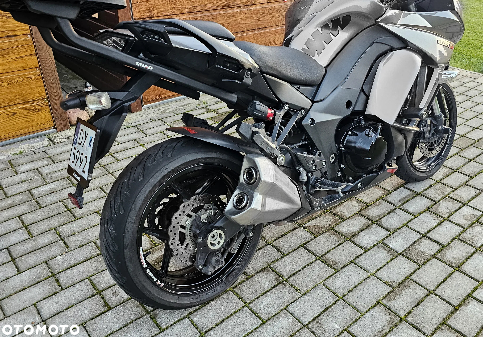 Kawasaki Ninja 1000 SX - 6