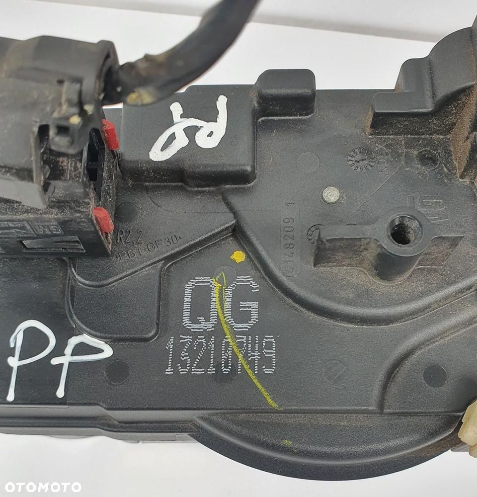 ZAMEK DRZWI PRAWY PRZÓD PRZEDNI OPEL ASTRA III H 13210749 EUROPA - 2