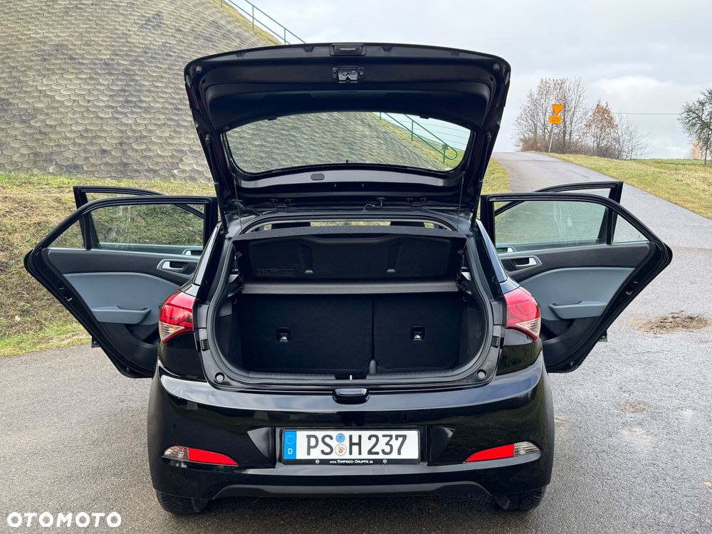 Hyundai i20 1.2 GO - 15