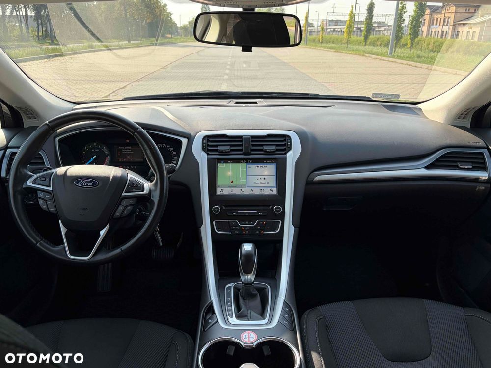 Ford Mondeo ver-2-0-tdci-start--stopp-powershift--aut-trend - 10