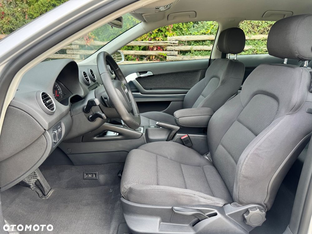 Audi A3 3-drzwiowe 2.0 TDI Attraction S tronic - 9