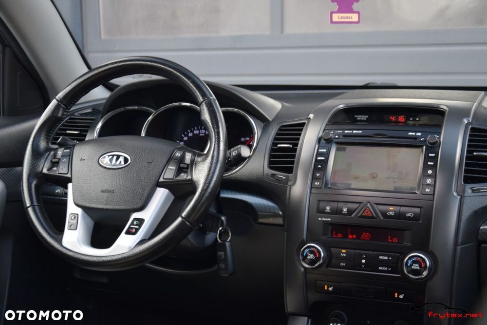Kia Sorento - 27