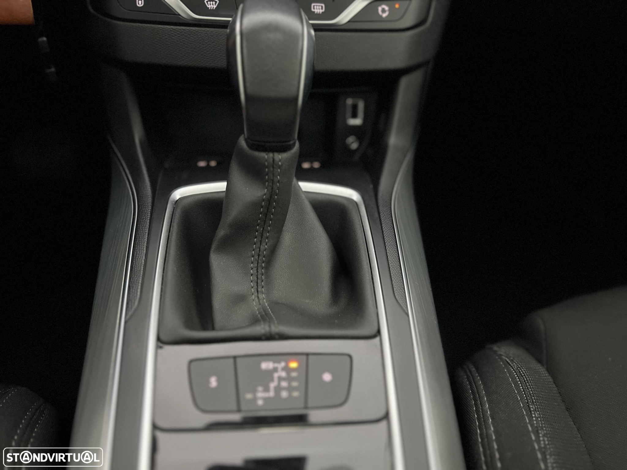 Peugeot 308 SW BlueHDi 120 EAT6 Stop & Start Active - 18