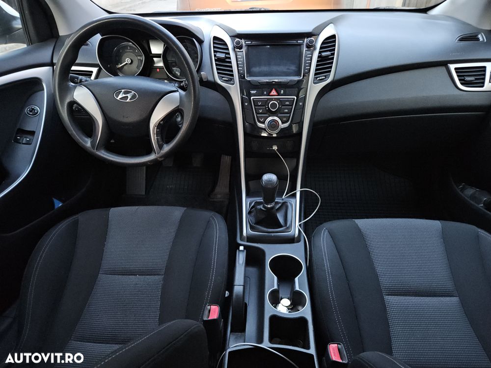 Hyundai i30 1.4 CRDi Trend - 7