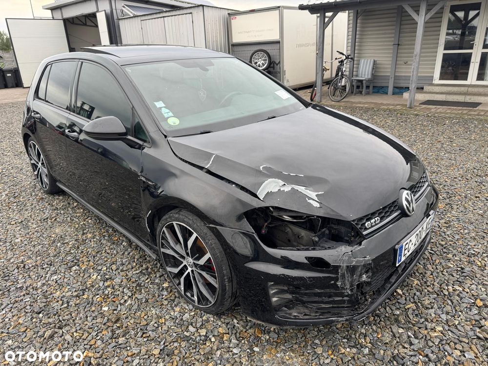 Volkswagen Golf GTD 2.0 TDI SCR DSG - 11