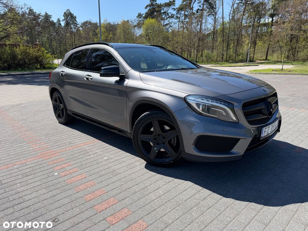 Mercedes-Benz GLA 250 4-Matic - 5