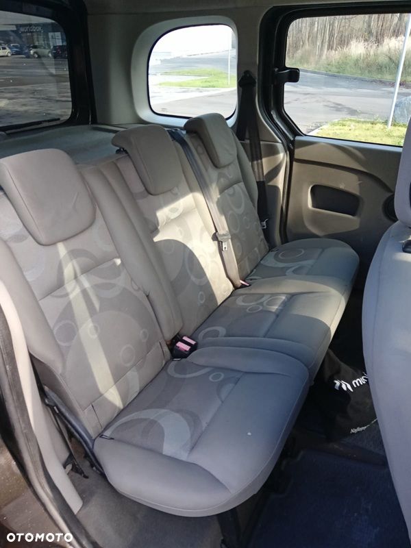 Renault Kangoo 1.6 8V Helios - 14