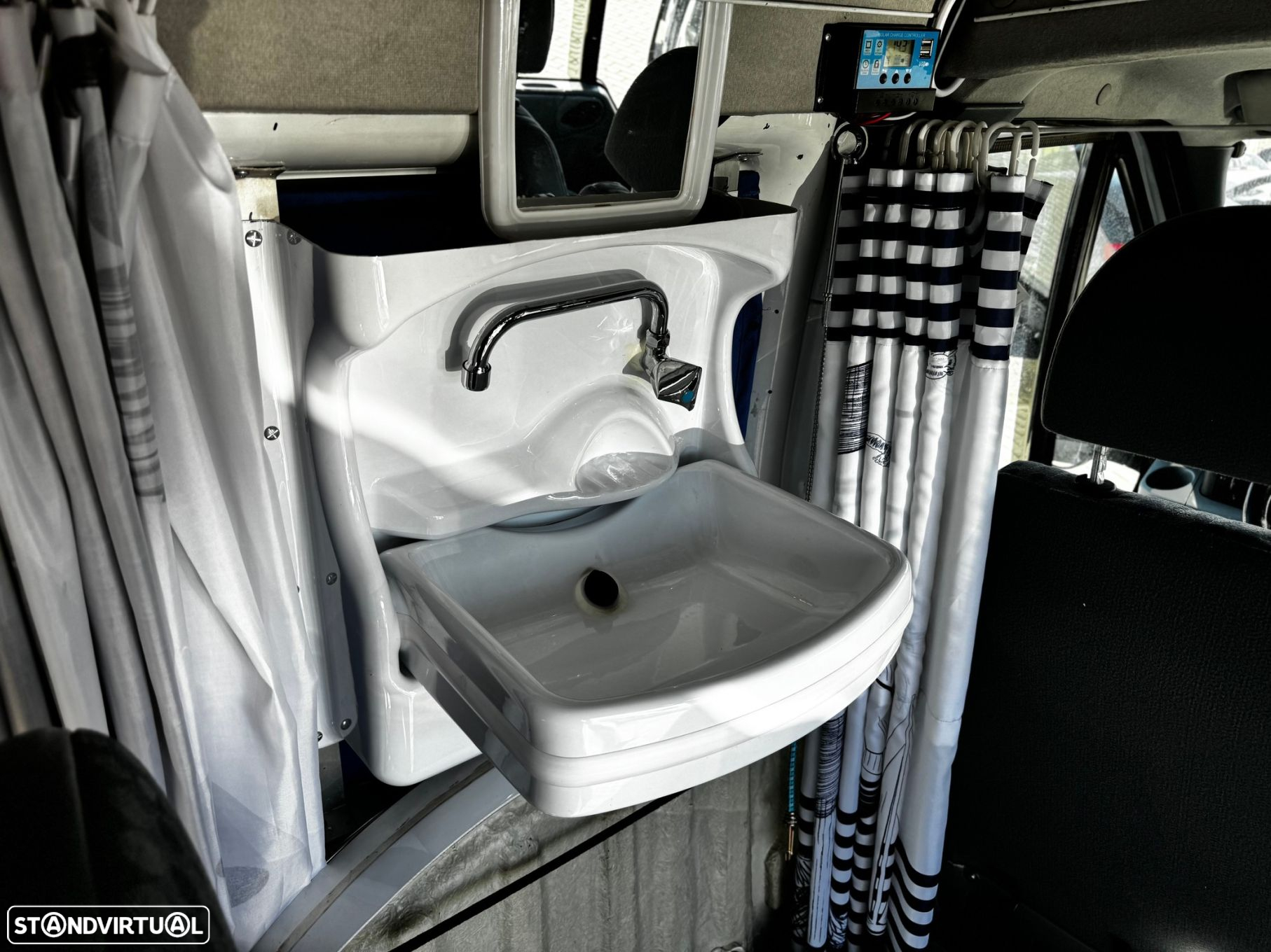 Ford Transit 330L 2.2 TDCi Trend Longa-T.Médio - 13