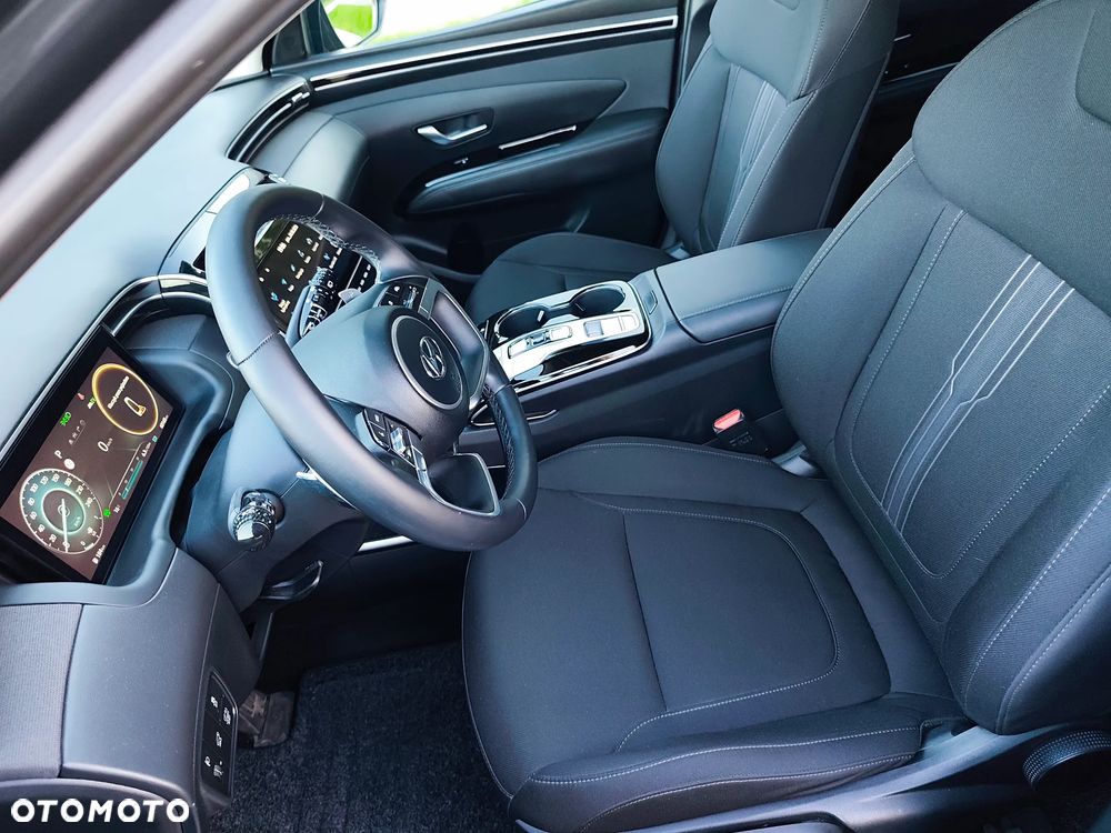 Hyundai Tucson 1.6 T-GDi HEV Executive 2WD - 10