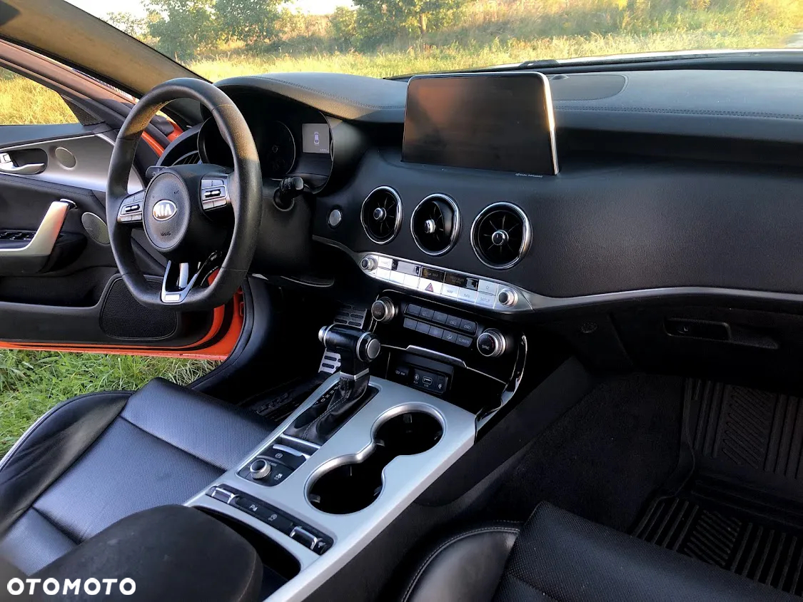 Kia Stinger - 5