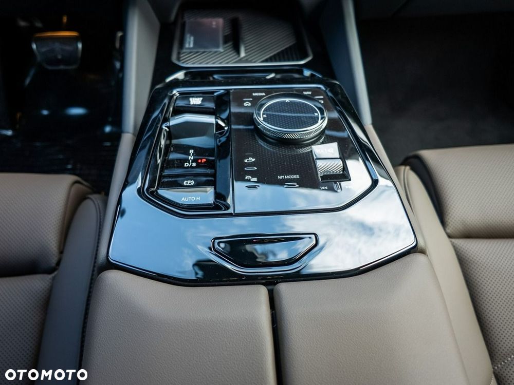 BMW Seria 5 - 19