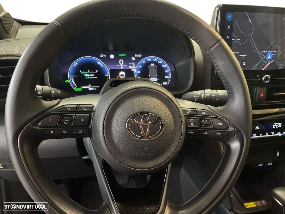 Toyota Yaris Cross - 13