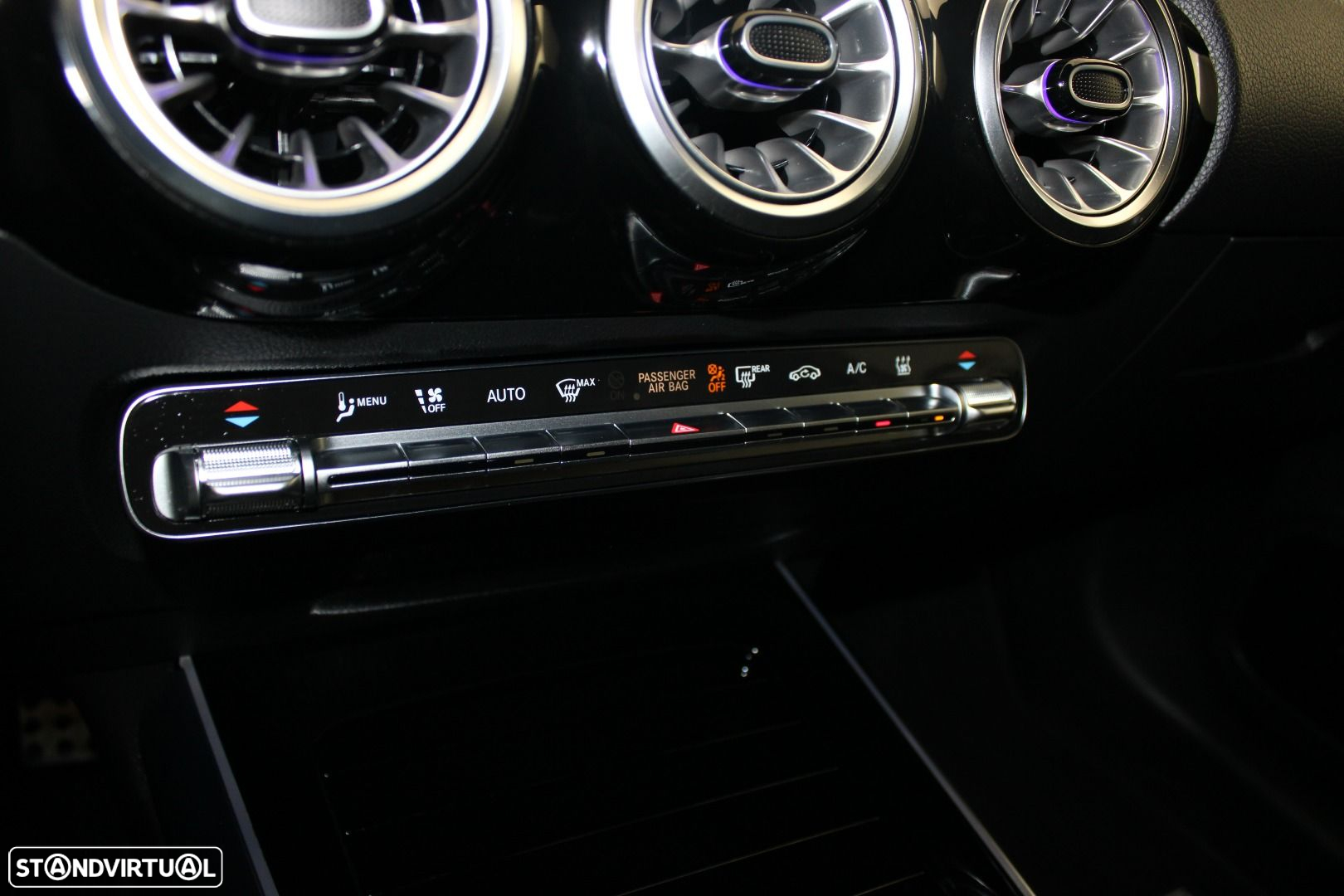 Mercedes-Benz EQA 250+ AMG Line - 29