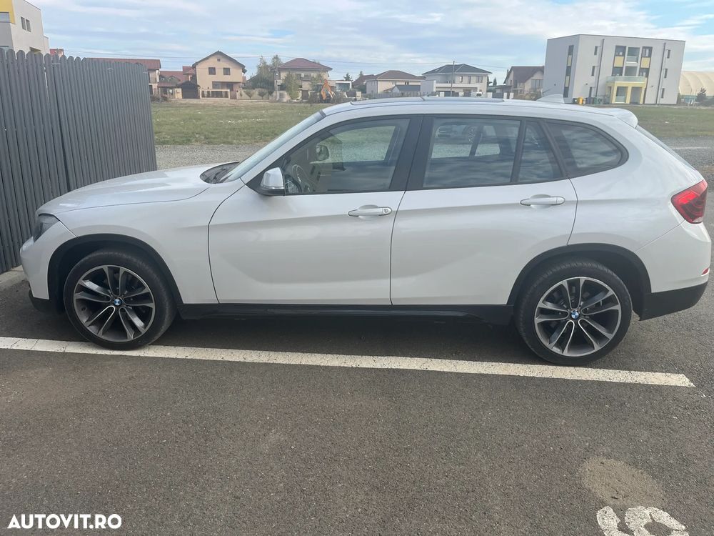 BMW X1 sDrive20d Aut. Sport Line - 2