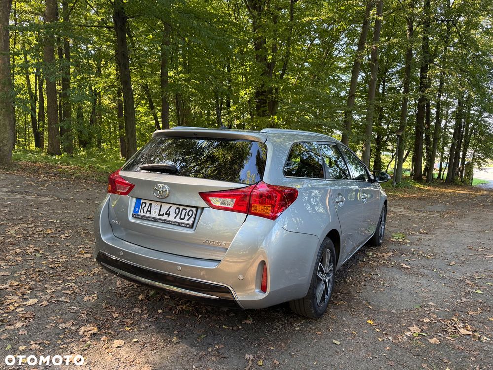 Toyota Auris 1.6 Valvematic START Edition - 3
