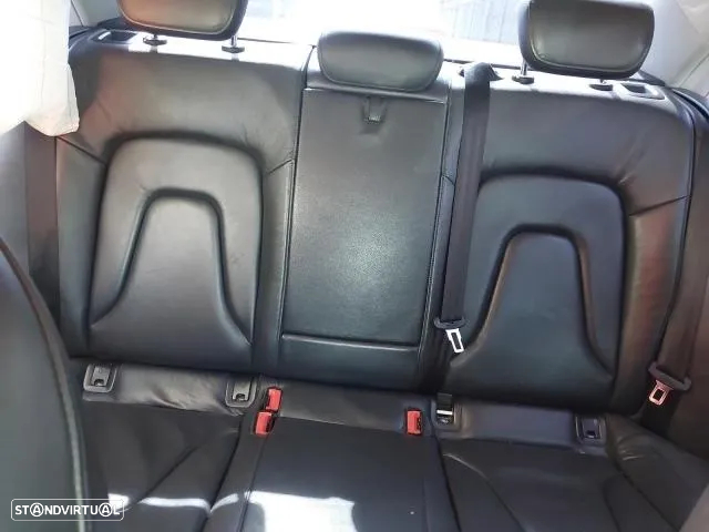 Audi A4 Technik para peças - 2.0 TDI | CAHA | 170cv - Parachoques | Frente Completa | Rádio | Jantes | Faróis | Portas | Vidro | Motor | Tampa Mala | Farolim | Farolins | Xenon | Halogeneo | Pre LCI - 3