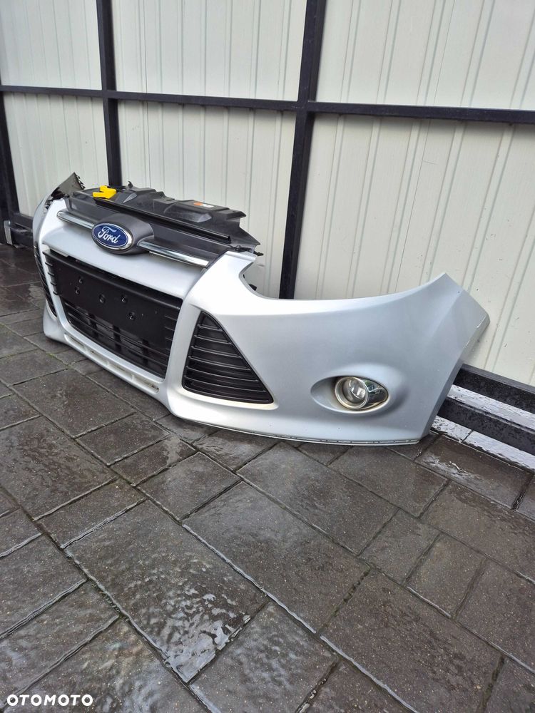 Zderzak przód przedni Ford Focus MK3 rok 11 kod lak 0B OB kompletny - 4