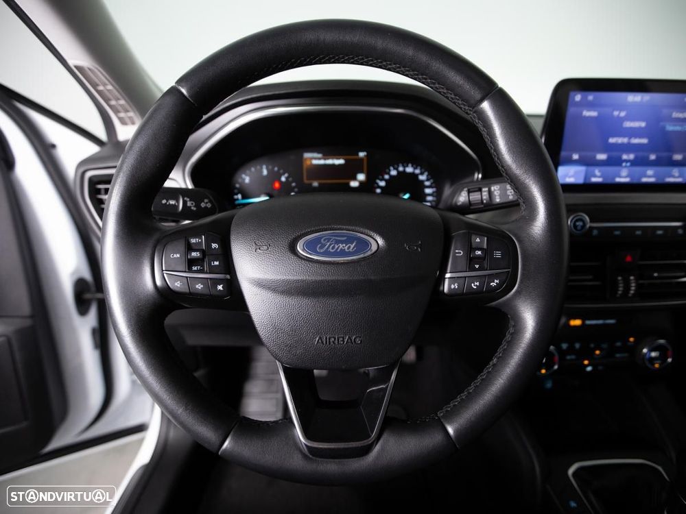 Ford Focus SW 1.5 TDCi EcoBlue Titanium - 16