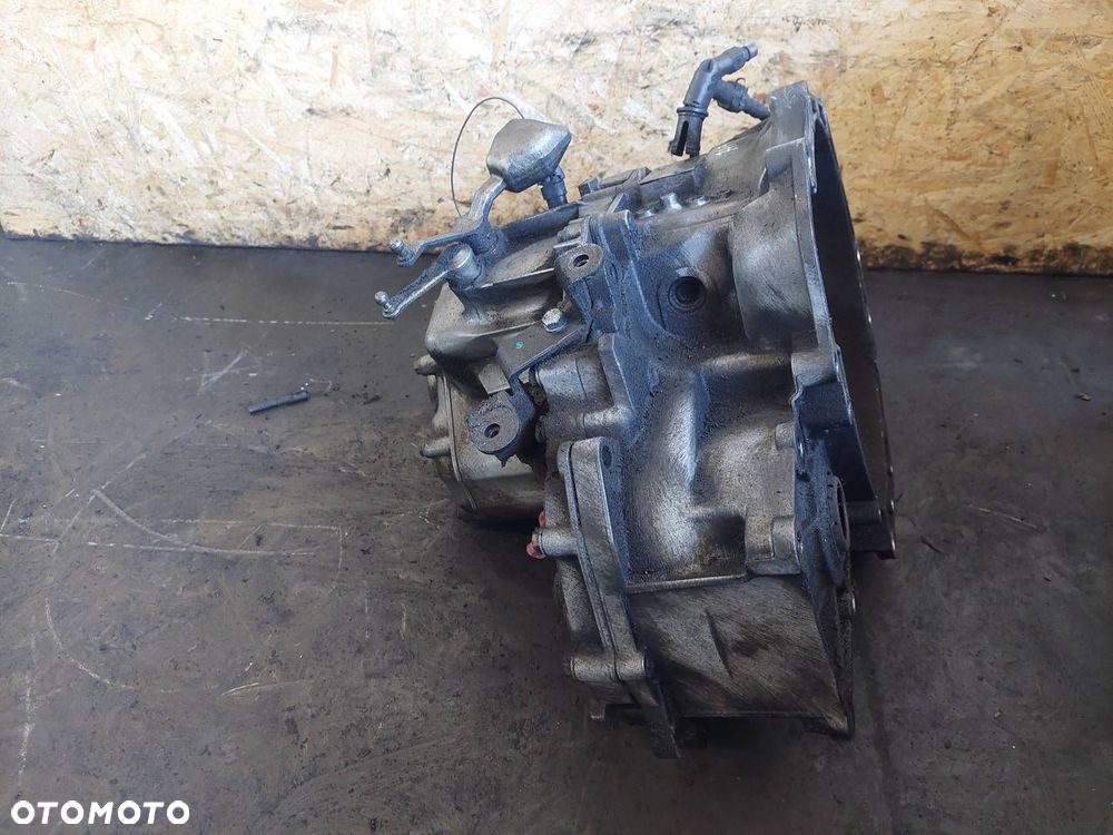 SKRZYNIA BIEGÓW SAAB 9-3 II 2.2 TID FM57301 MANUAL 5 BIEGÓW - 4