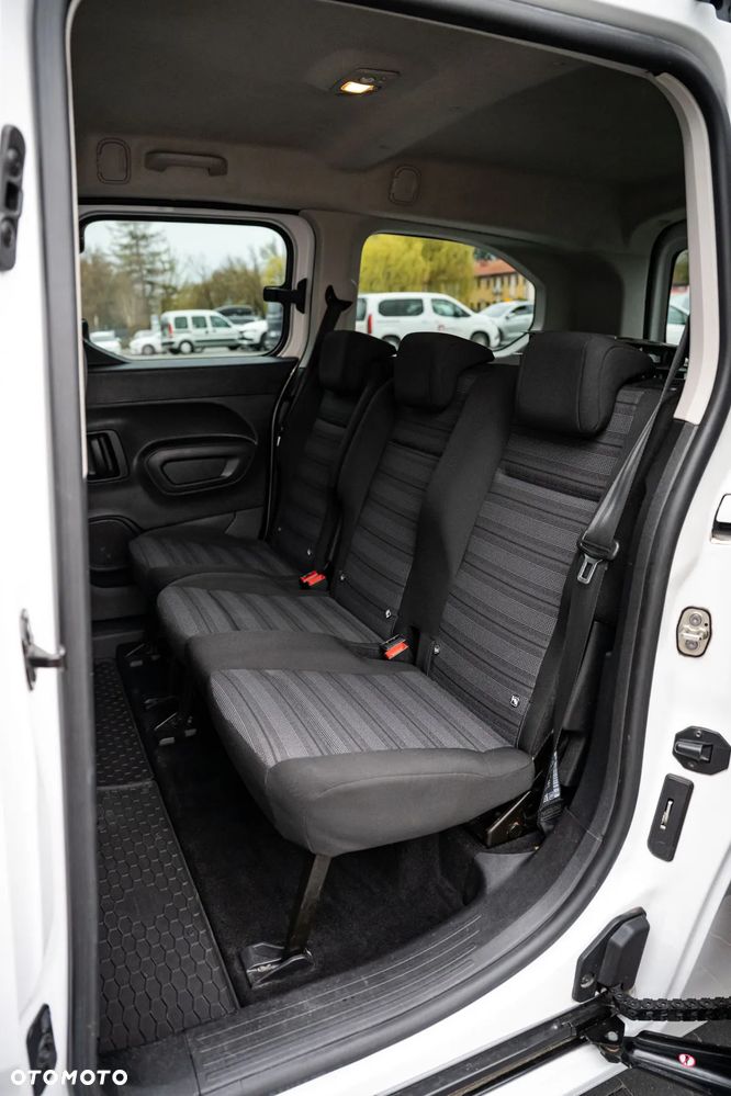 Opel Combo XL 2,3t (bryg.) - 17