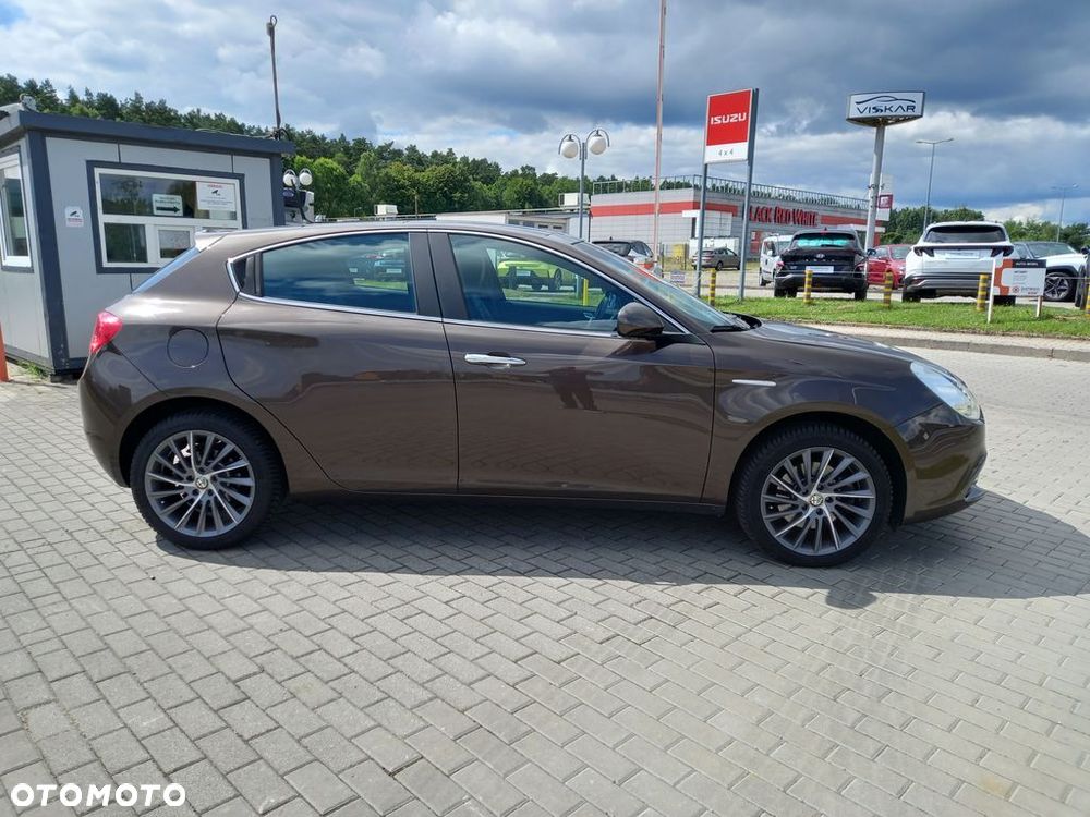 Alfa Romeo Giulietta 1.4 TB MultiAir Exclusive - 4