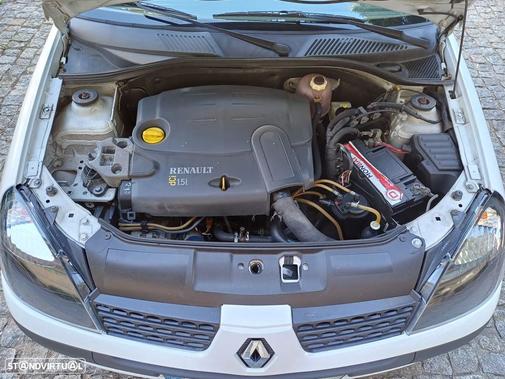 Renault CLIO VAN 1.5 DCI DYNAMIQUE - MUITO NOVA - 9