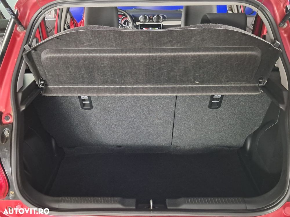 Suzuki Swift - 12