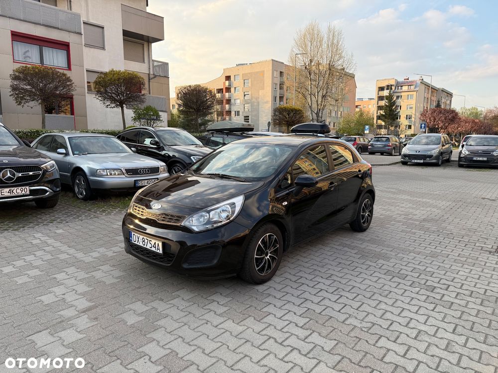 Kia Rio 1.2 Attract - 10